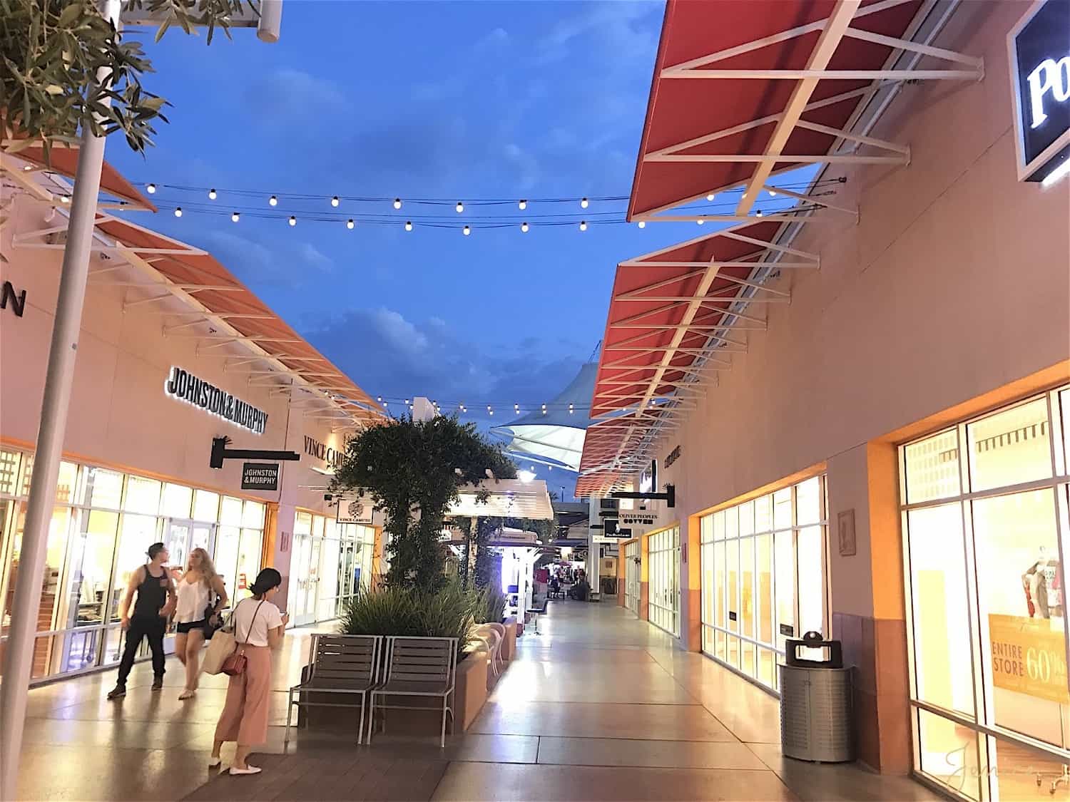 The North Face at Las Vegas North Premium Outlets® - A Shopping Center in Las  Vegas, NV - A Simon Property